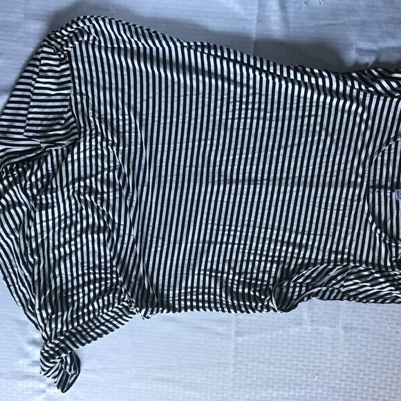 Old Navy Black and White Striped Dress w/ ruffle sleeves - Picture 9 of 10